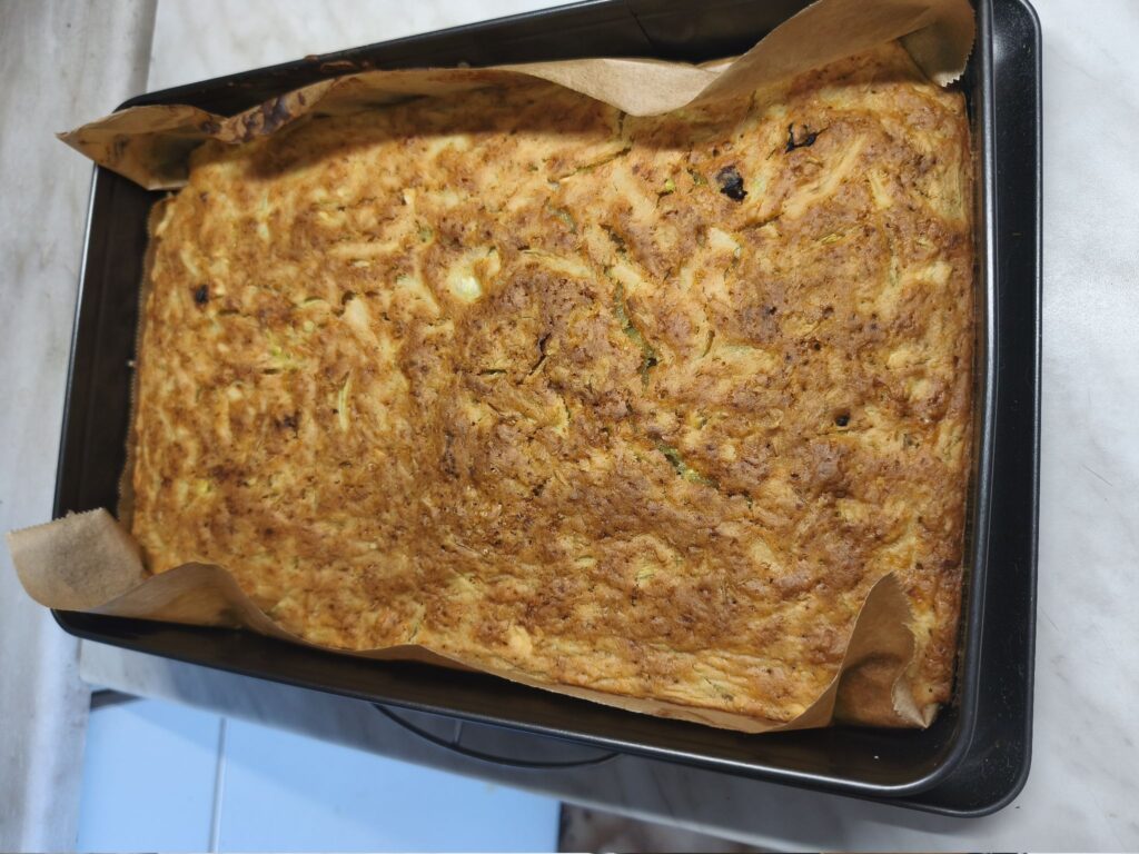 Limonin kolač iz rumenih bučk